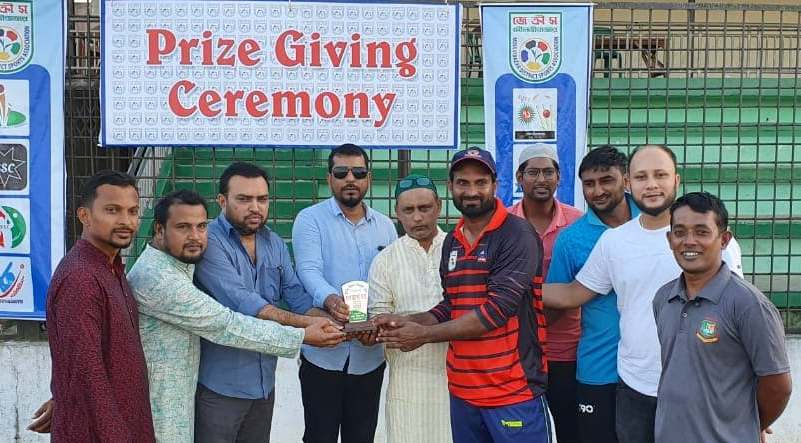 ৩য় বিভাগ ক্রিকেট লীগে হাড্ডা হাড্ডি লড়াই করে হেরে গেল ইয়ং বয়েজ