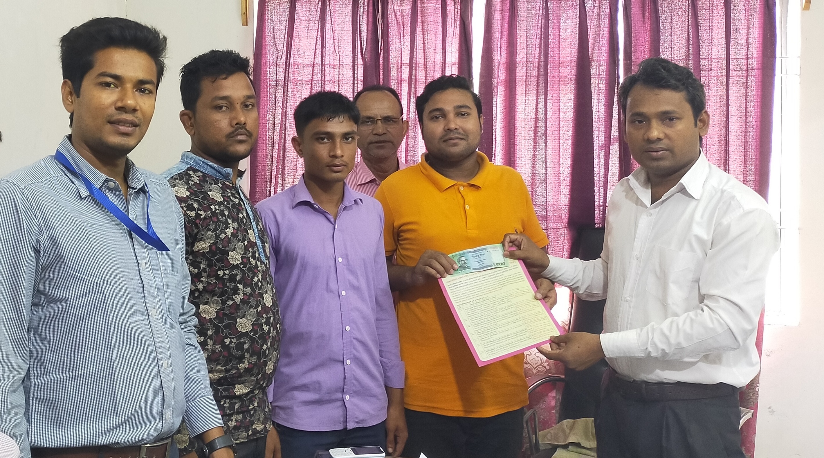 মৌলভীবাজারে বাস চালককে জরিমানা!