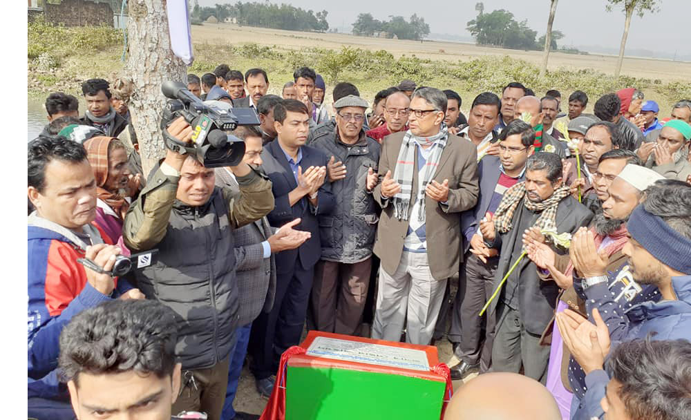 সোনার বাংলা গুচ্ছগ্রাম উদ্বোধন করলেন নেছার আহমদ এমপি