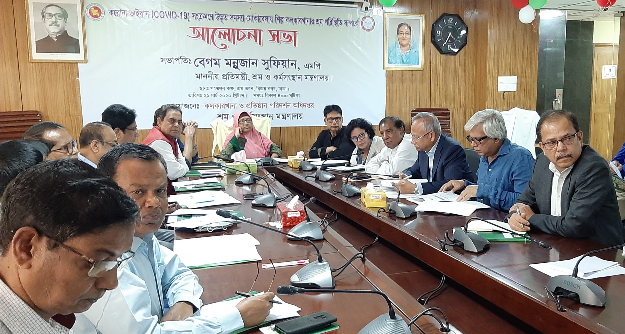 কলকারখানা চালু রাখার সিদ্ধান্ত নিয়েছে সরকার