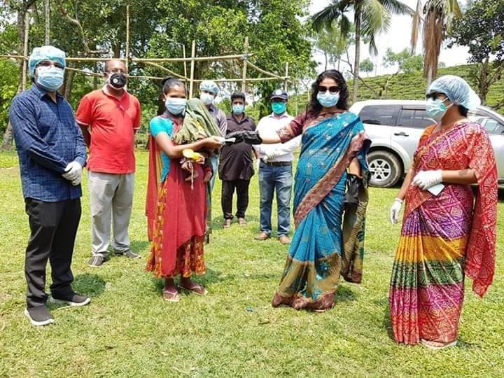 শ্রীমঙ্গলে নৃতাত্ত্বিক পরিবারের মাঝে খাদ্য সামগ্রী বিতরণ