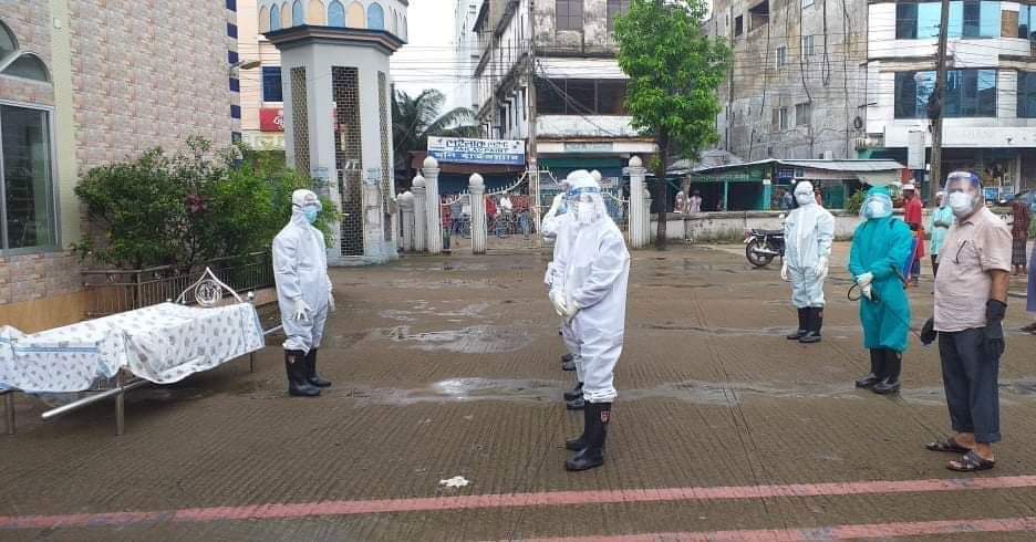 মৌলভীবাজারে করোনা উপসর্গ নিয়ে মৃত কমরু মিয়ার দাফনকাজ সম্পন্ন করল তাকরীম ফাউন্ডেশন