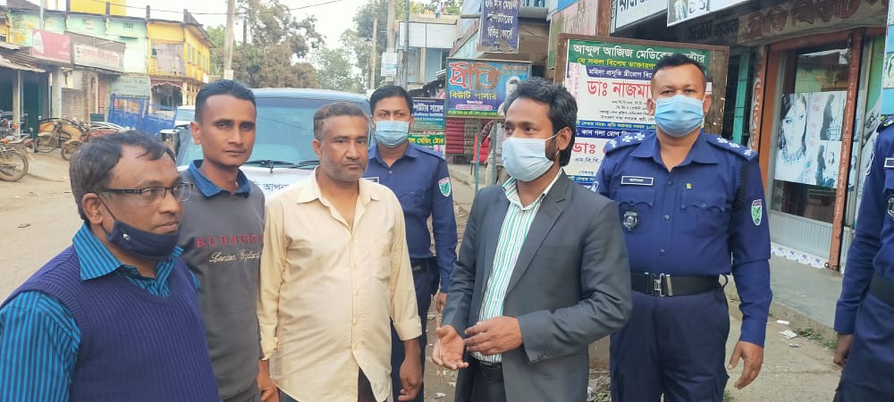 জুড়ী উপজেলায় ভোক্তা অধিকার কর্তৃক তদারকি অভিযানে ৩ টি প্রতিষ্ঠানকে জরিমানা করা হয়।