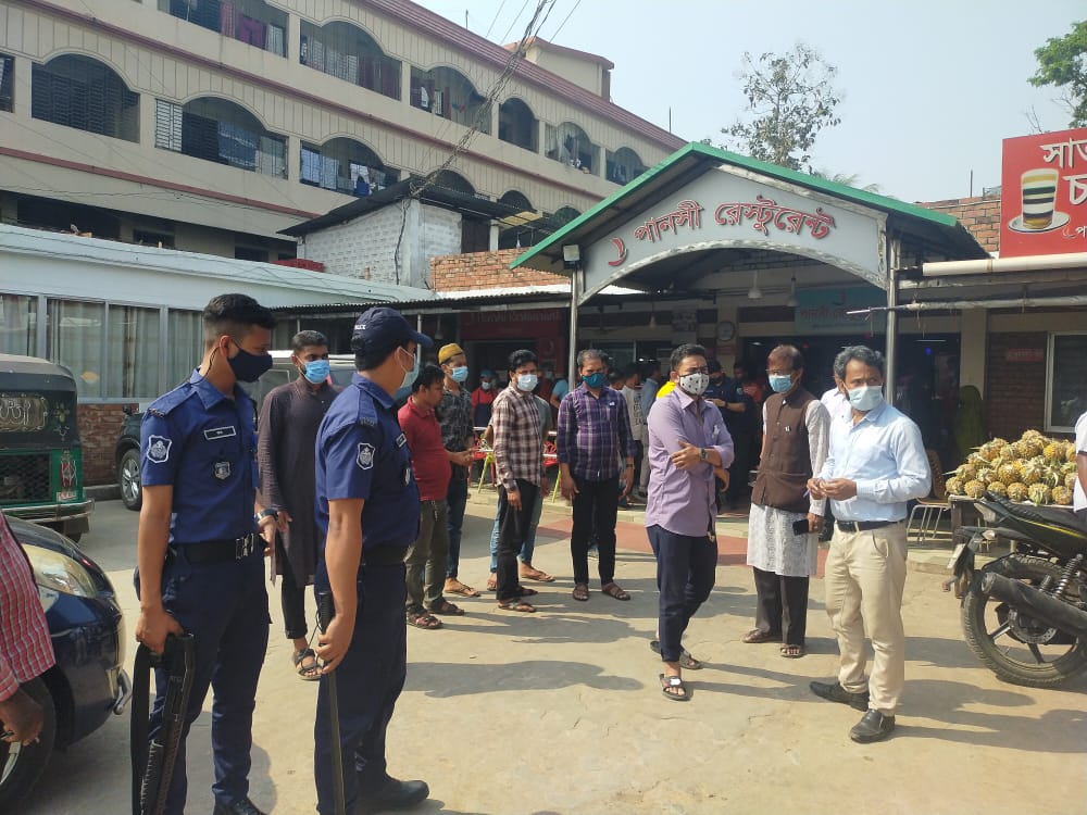 শ্রীমঙ্গলে পানসী রেষ্টুরেন্টকে ভোক্তা অধিকার অধিদপ্তর কর্তৃক অভিযানে ৩০ হাজার টাকা জরিমানা