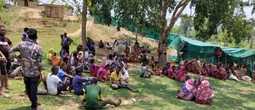 প্রেমনগর চা বাগানে শ্রমিকদের ঘর মেরামতের দাবিতে কর্মবিরতি পালন