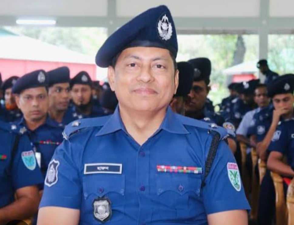 সিলেট বিভাগের শ্রেষ্ঠ ওসি হারুনূর রশীদ চৌধুরী